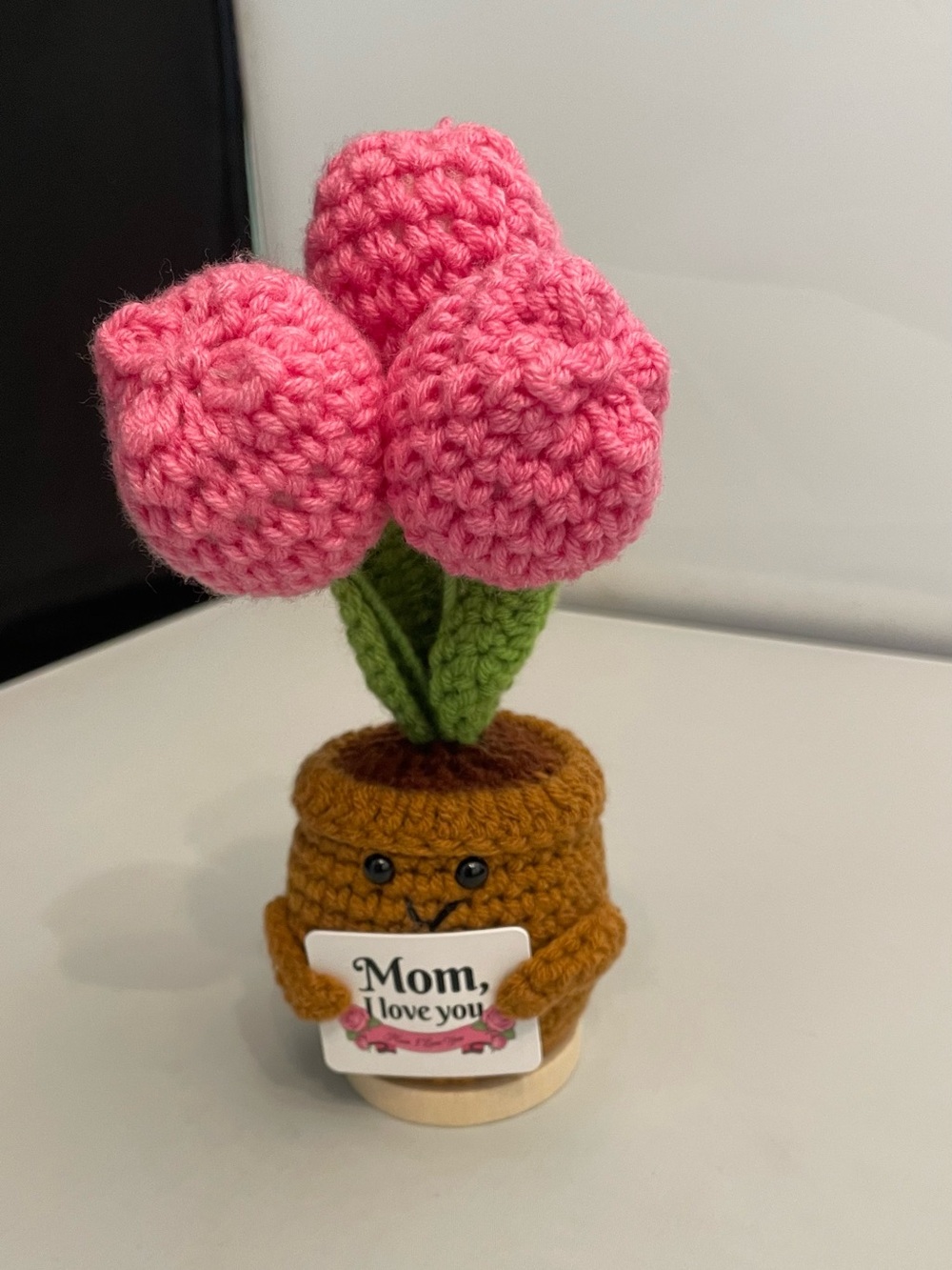 Handmade Pink Crochet Tulip Gift - Mom I Love You